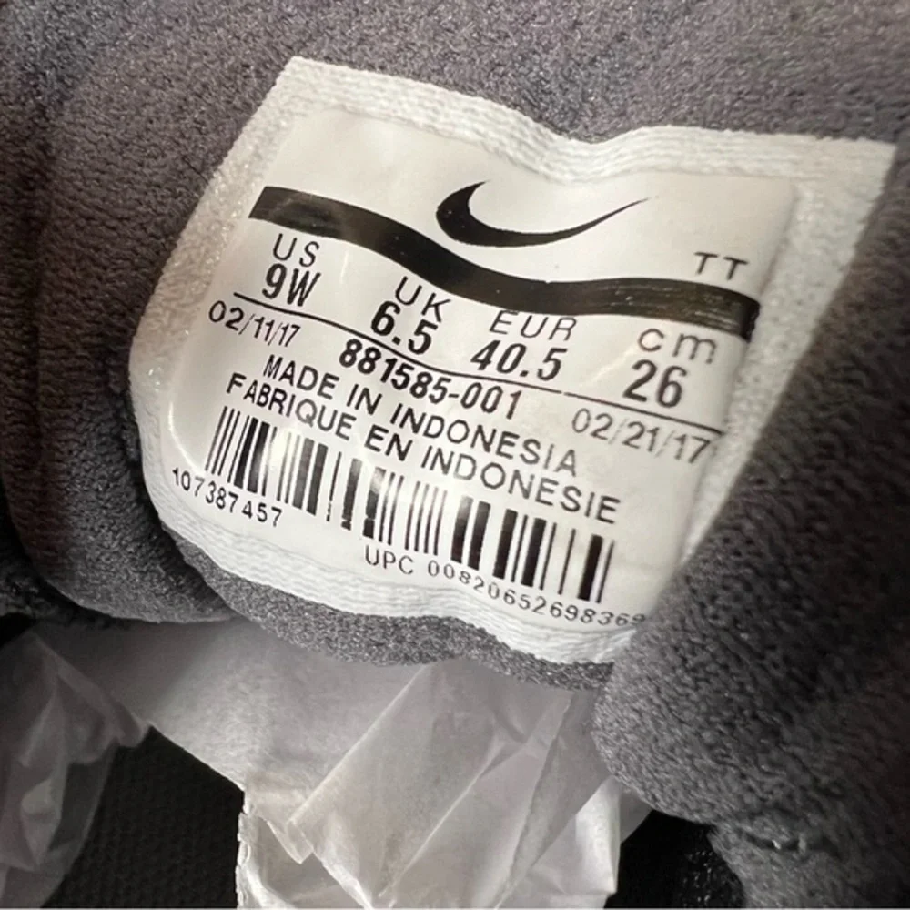 Nike Downshifter 7 Women’s Running Shoes sneakers gray and pink size 9W‎